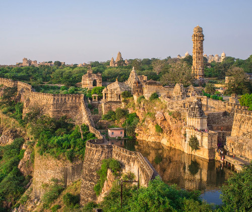  UDAIPUR DELIGHT PACKAGE WITH KUMBHALGARH AND CHITTORGARH 4 NIGHTS 5 DAYS